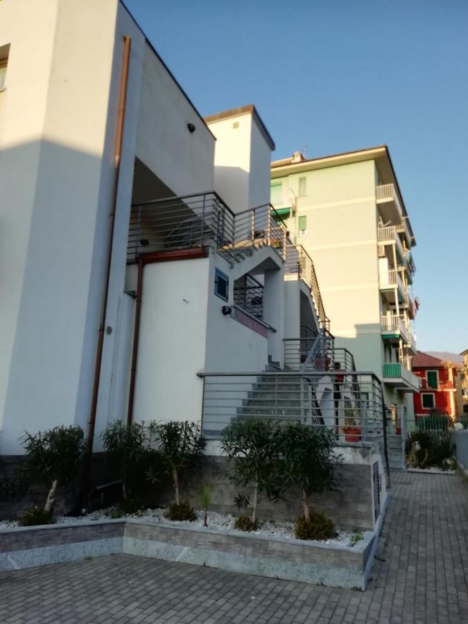 Appartamento Via Giorgio Canale 72 Chiavari Exterior foto